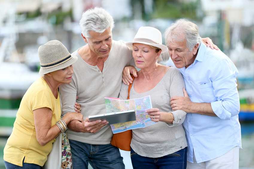 Cuidado de personas mayores: beneficios de viajar en la tercera edad